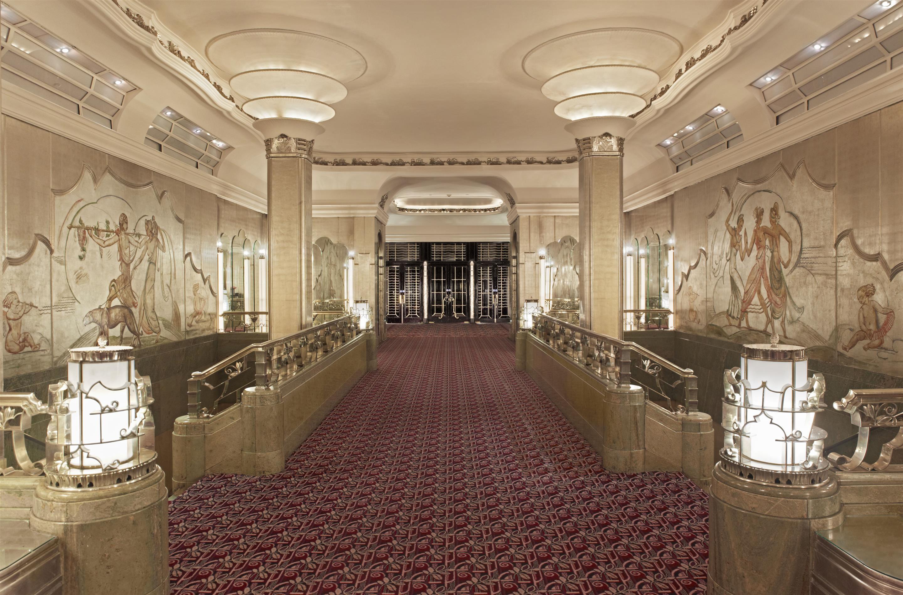 Sheraton Grand London Park Lane Εξωτερικό φωτογραφία The interior of the hotel